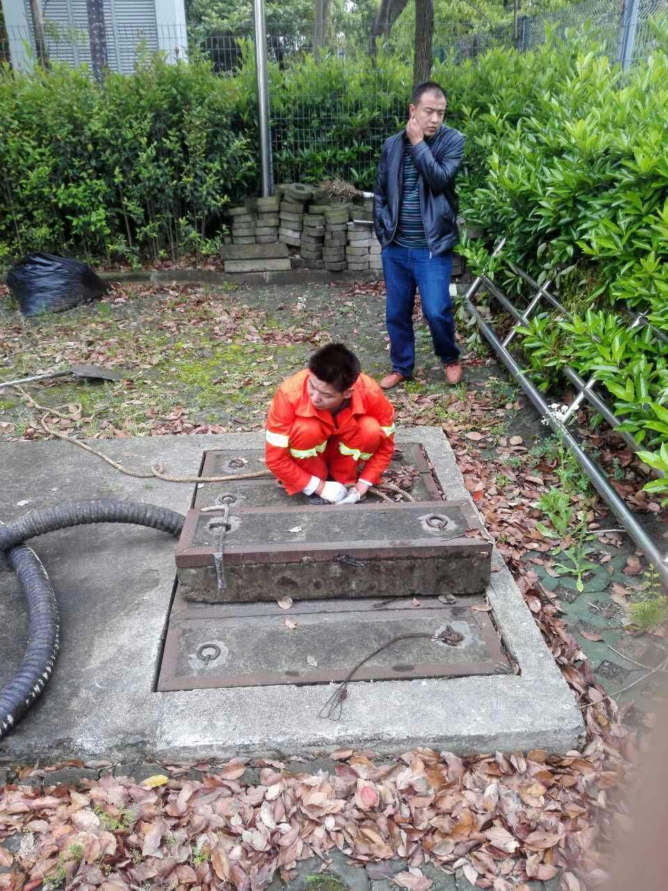 鹰手营子矿吸污抽粪