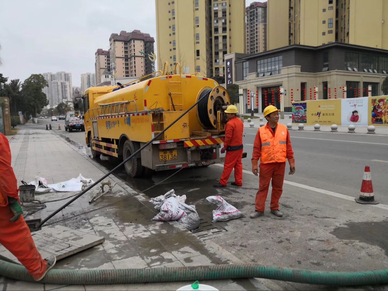 鹰手营子矿排污管道清淤-管道清洗